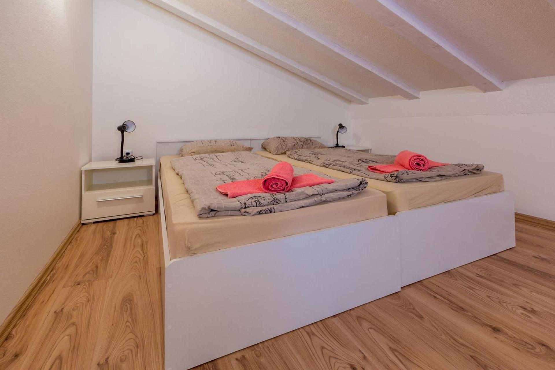 Apartments Tomica Novi Vinodolski Ngoại thất bức ảnh