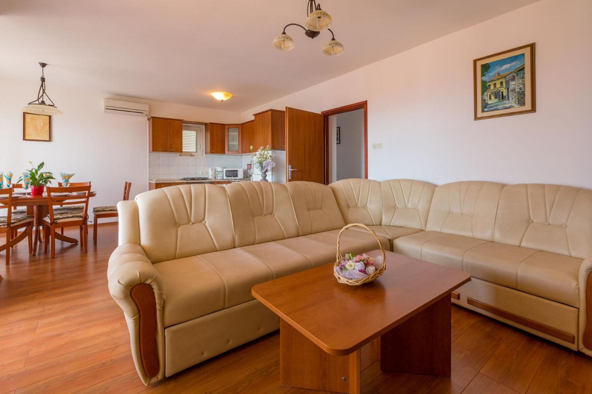 Apartments Tomica Novi Vinodolski Ngoại thất bức ảnh