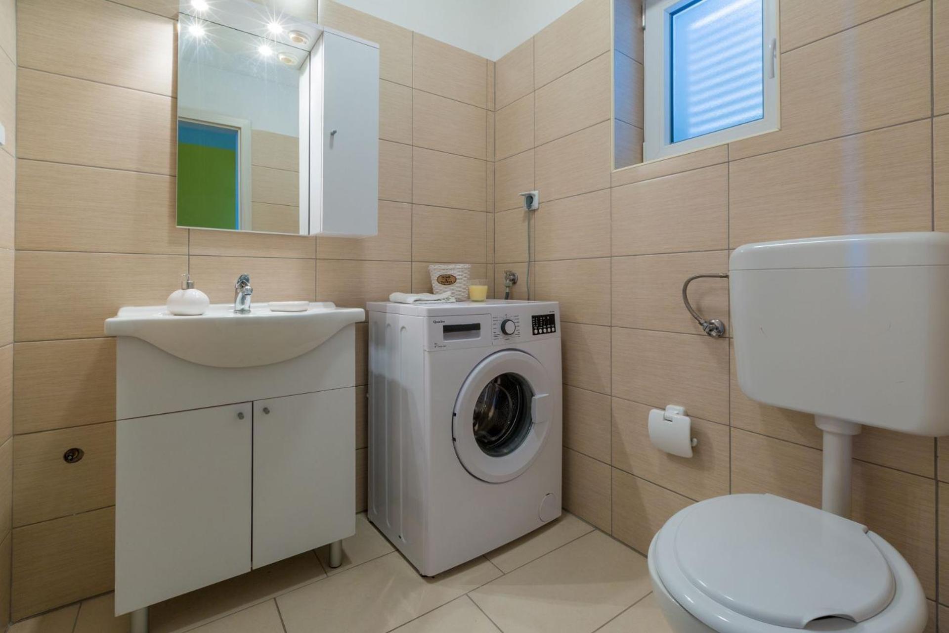 Apartments Tomica Novi Vinodolski Ngoại thất bức ảnh